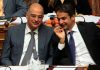 Συμφωνία των Πρεσπών και ΝΔ: «Επιζήμια» χωρίς καρέκλα, «αποθέωση» με καρέκλα