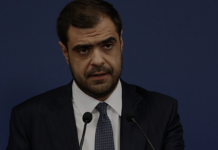 «Είναι απλά τα ελληνικά»